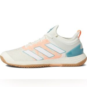 Adidas Women’s Adizero Ubersonic 4 sneaker Size 7